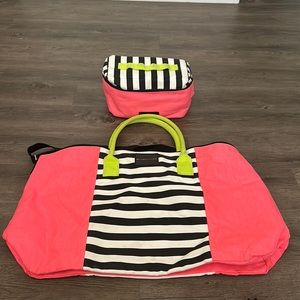 VICTORIA’s SECRET LARGE DUFFLE BAG & MATCHING LINGERIE TRAVEL CASE